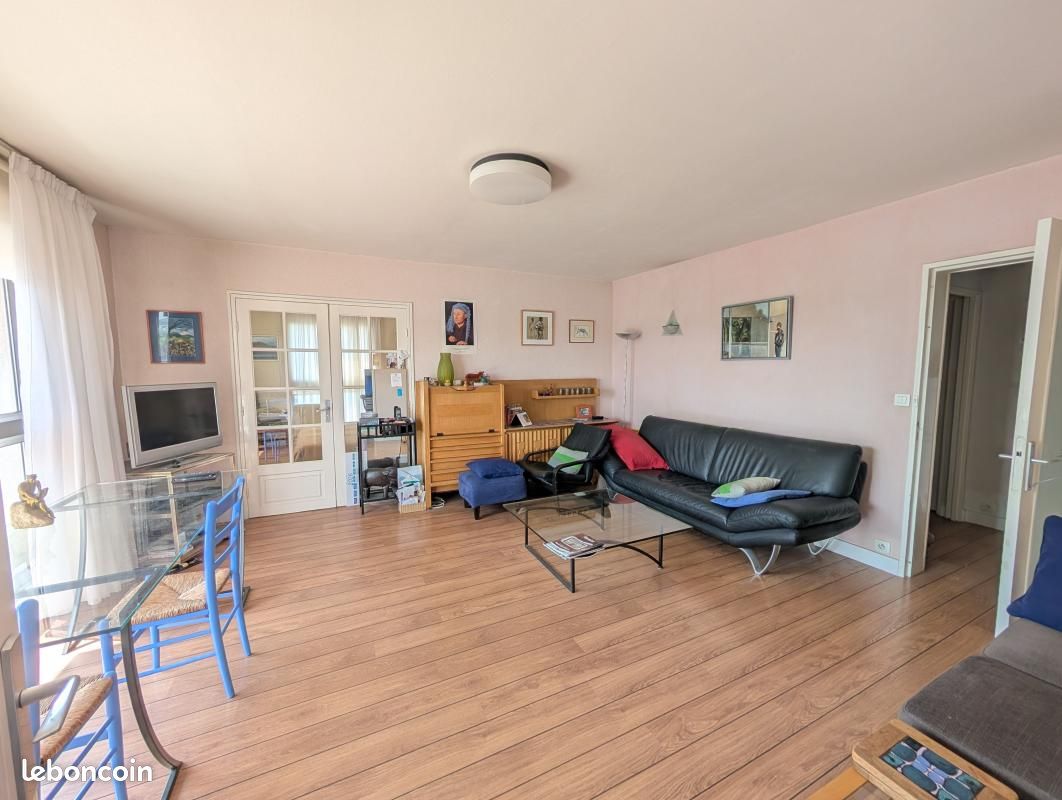 Appartement 4 pièces 81 m² · à Sucy-en-Brie · 81 m² · 210 000 €