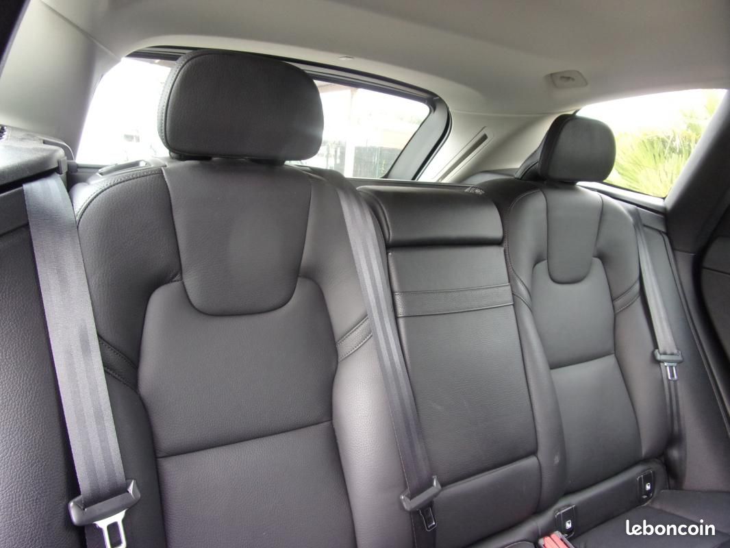 Volvo XC60 BUSINESS D4 190 ch AdBlue Geatronic 8 Executive TVA récupérable (image 10)