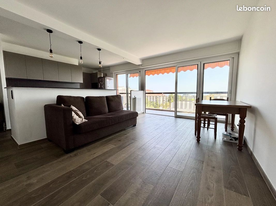 Appartement 3 pièces 69 m² · à Antibes · 69 m² · 383 000 €