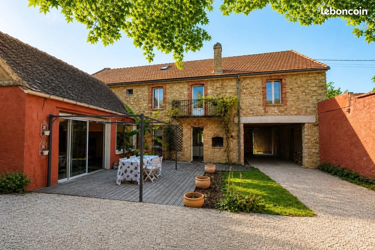 Maison 5 pièces 222 m² · à Chaumont · 222 m² · 264 000 €