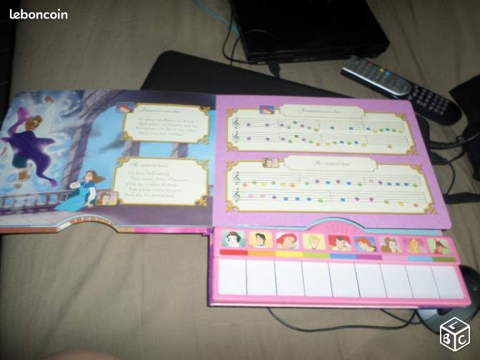 Livre disney princesse musical (image 2)