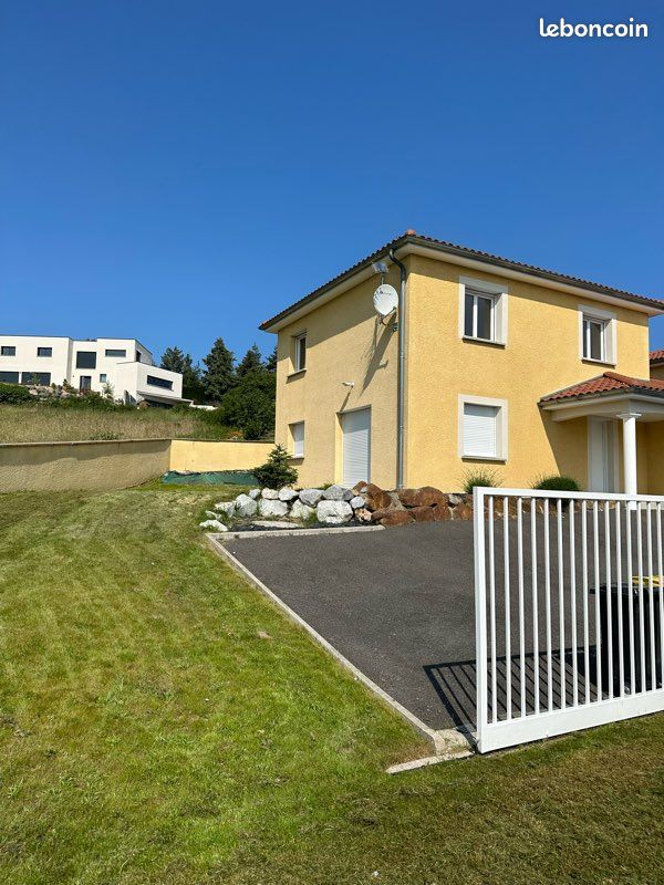 Maison 4 pièces 98 m² · à Montbrison · 98 m² · 215 000 €