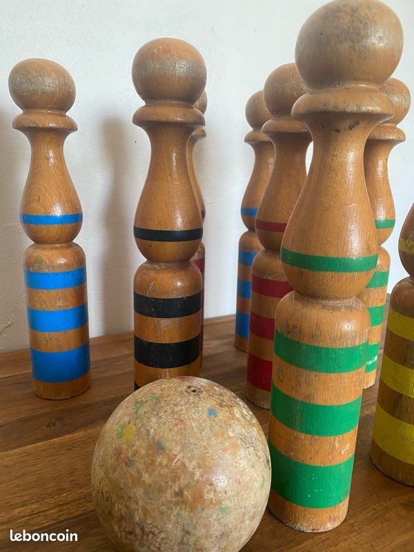 ANCIEN JEU DE 9 quilles en bois 2 boules EUR 45,00 - PicClick FR