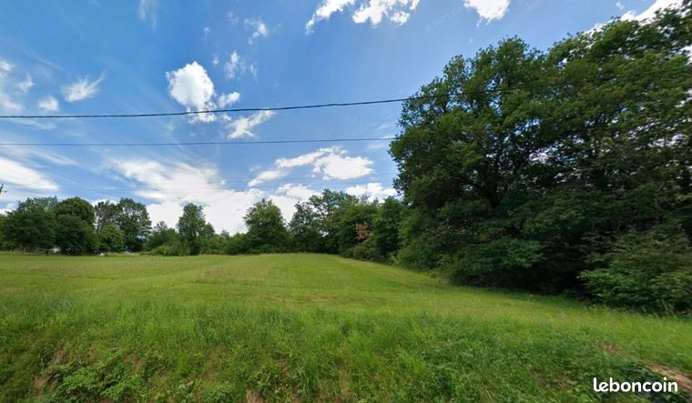 Terrain 1 800 m² Lunas