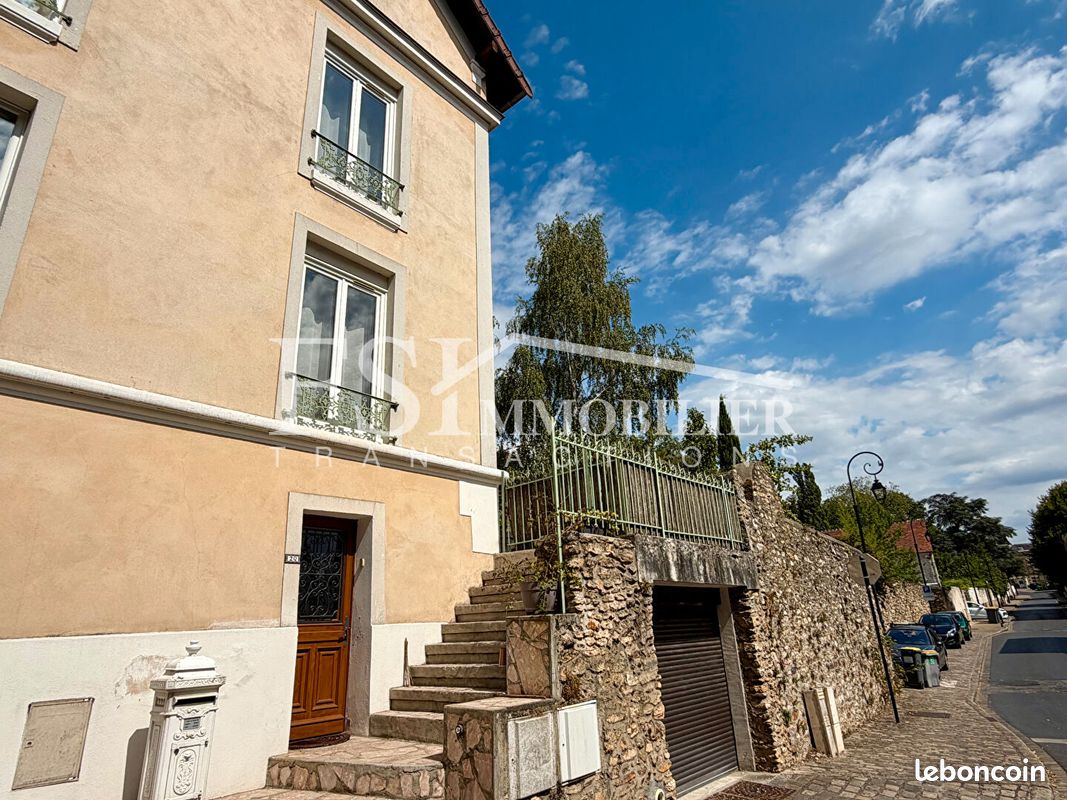 Maison 5 pièces 118 m² · à Saint-Prix · 118 m² · 438 900 €
