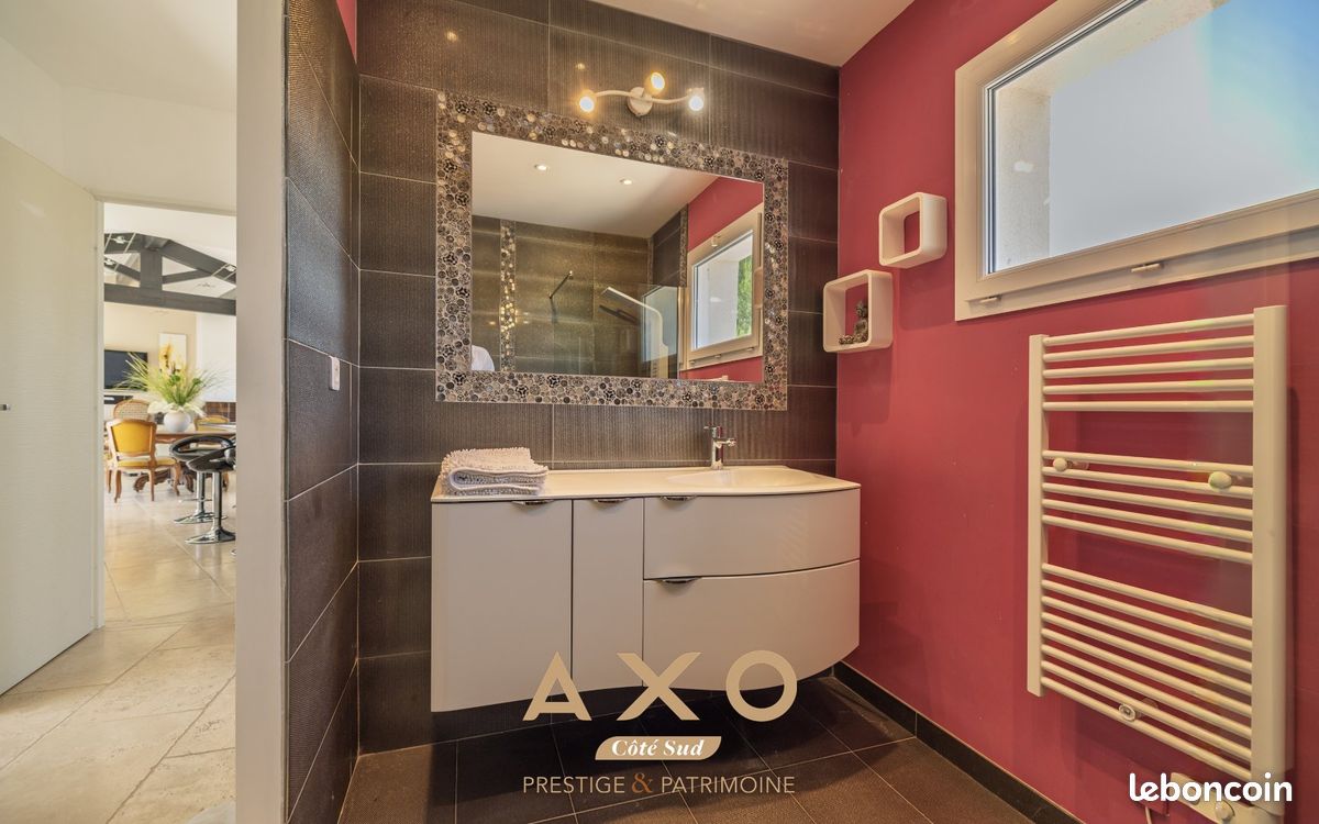 Maison 8 pièces 220 m² (image 14)