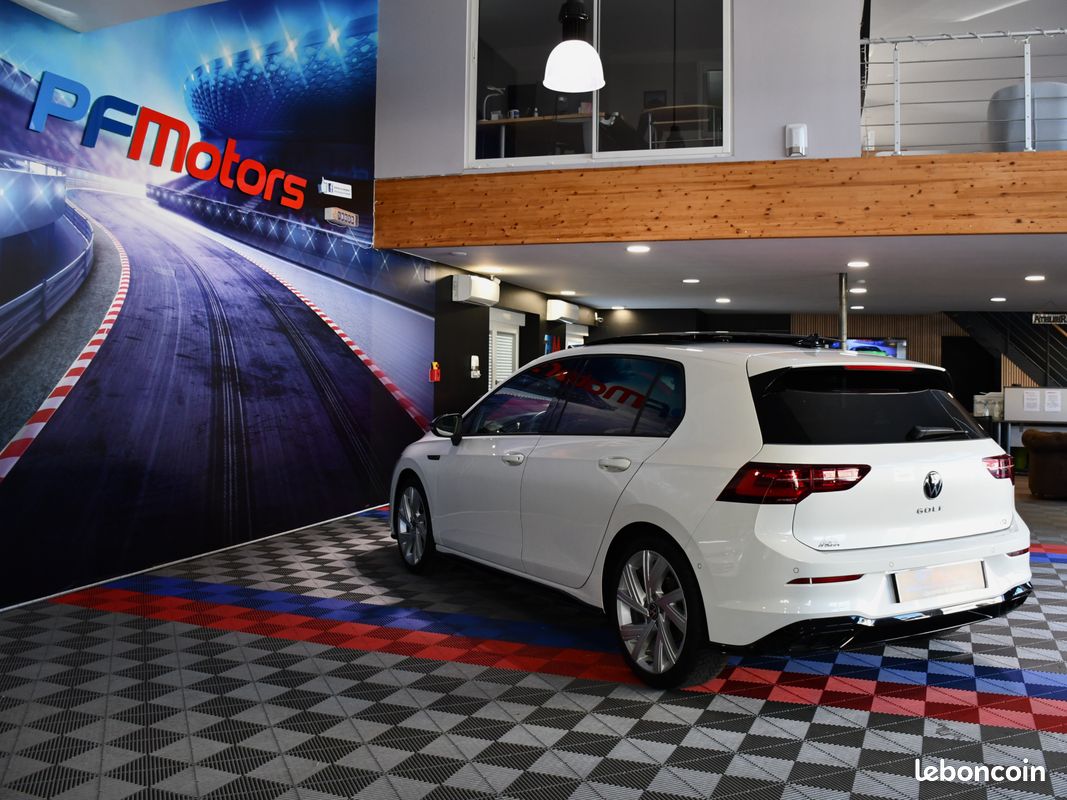 Volkswagen Golf 8 R-Line 1.5 eTSI 150 DSG GPS Virtual ACC Mode TO Caméra IQ Light Harman Kardon JA 18 (image 5)