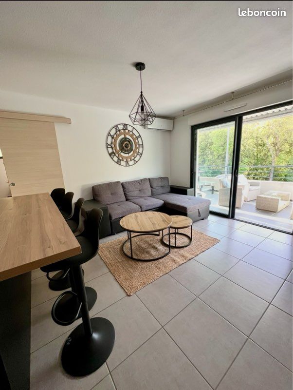 Appartement 2 pièces 42 m² · à Bastia · 42 m² · 750 €