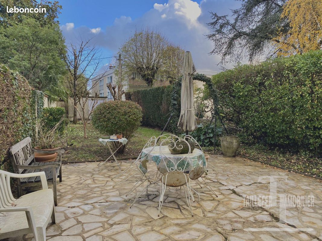 Maison 8 pièces 172 m² (image 2)
