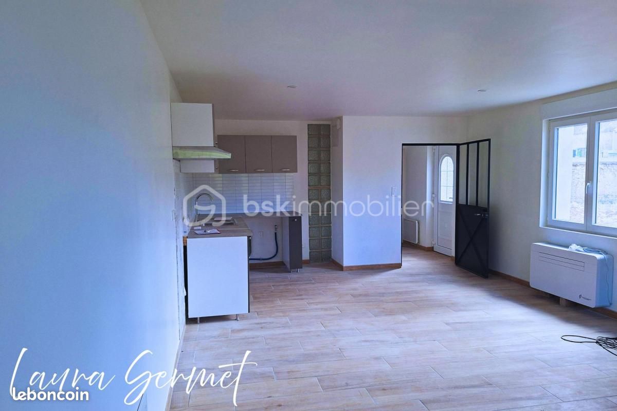 Maison 4 pièces 103 m² · à Vatan · 103 m² · 710 €/mois