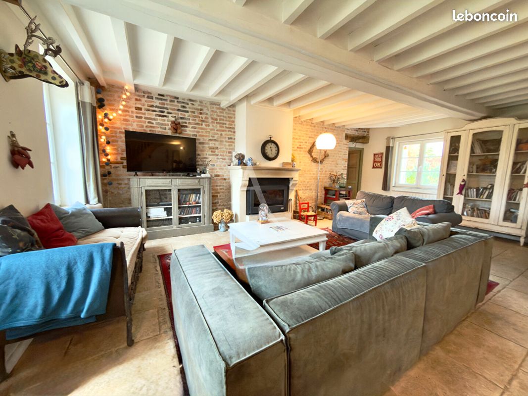 Maison 6 pièces 114 m² · à Ménestreau-en-Villette · 114 m² · 249 900 €