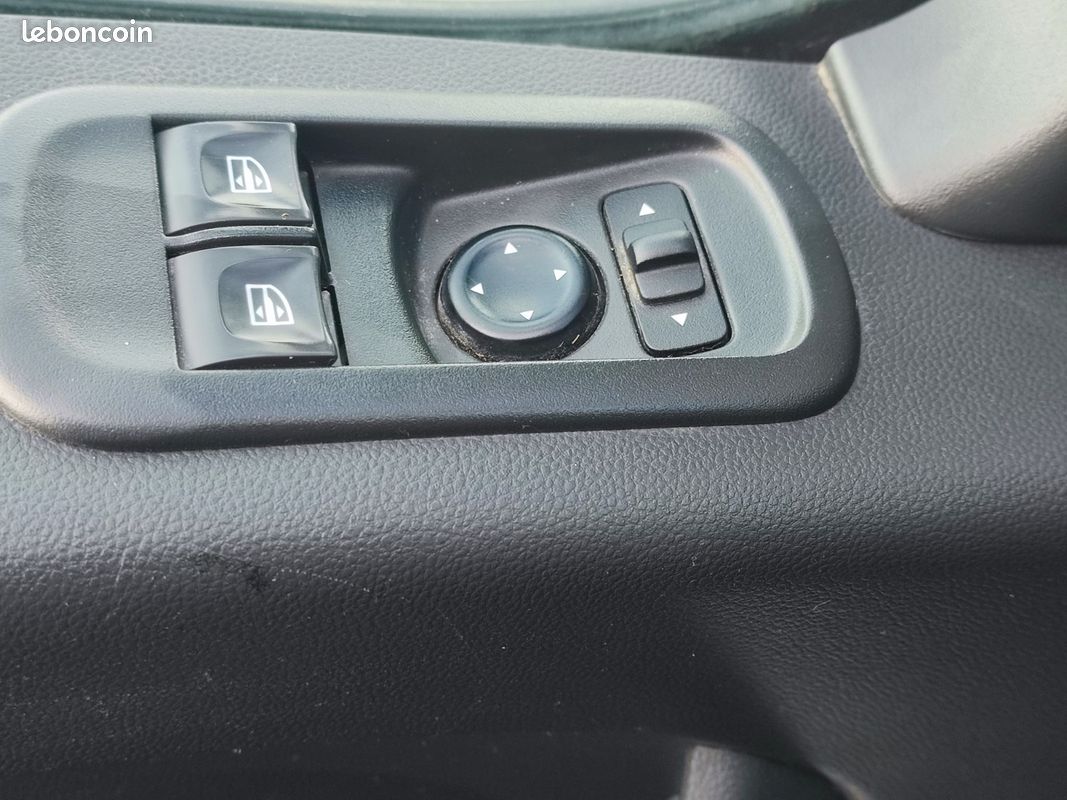 RENAULT MASTER CABINE APPROFONDIE L2H2 3.5t 2.3 dCi 130 E6 GRAND CONFORT (image 12)