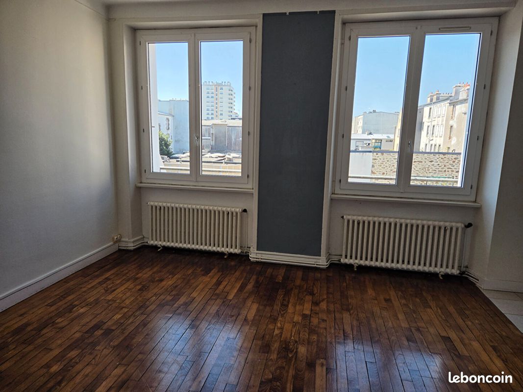 Immeuble 300 m² · à Brest · 300 m² · 349 800 €