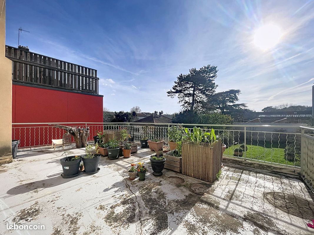 Appartement 3 pièces 60 m² · à Fontaines-sur-Saône · 60 m² · 920 €