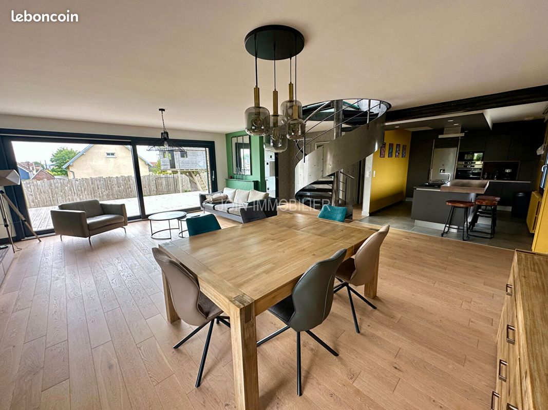 Maison 4 pièces 120 m² · à Dieppe · 120 m² · 364 000 €