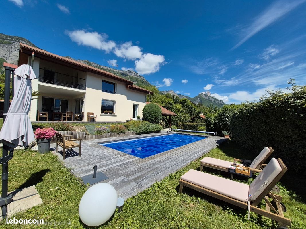 Maison 4 pièces 166 m² · à Saint-Ismier · 166 m² · 780 000 €