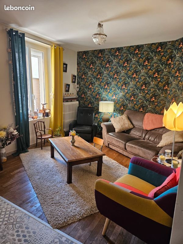 Maison 5 pièces 100 m² · à Saint-Amand-Montrond · 99,7 m² · 137 000 €