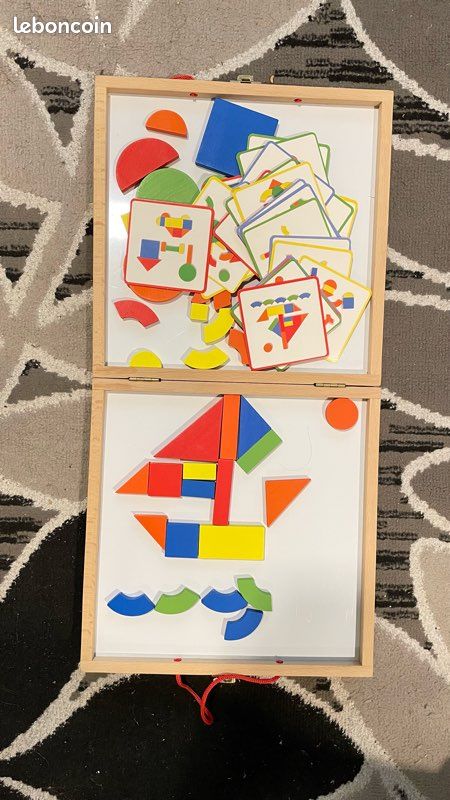 Coffret valise TANGRAM magnétique bois Geoformes Djeco 4+ (image 1)