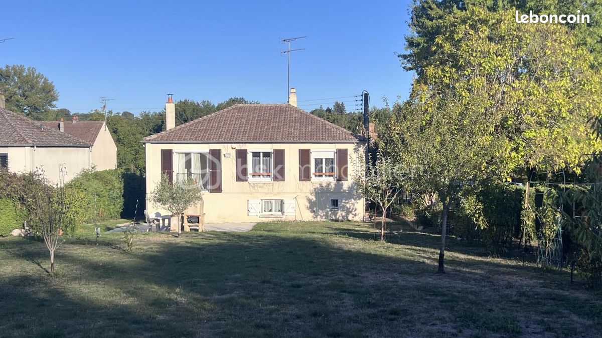 Maison 9 pièces 173 m² · à Valençay · 173 m² · 210 000 €