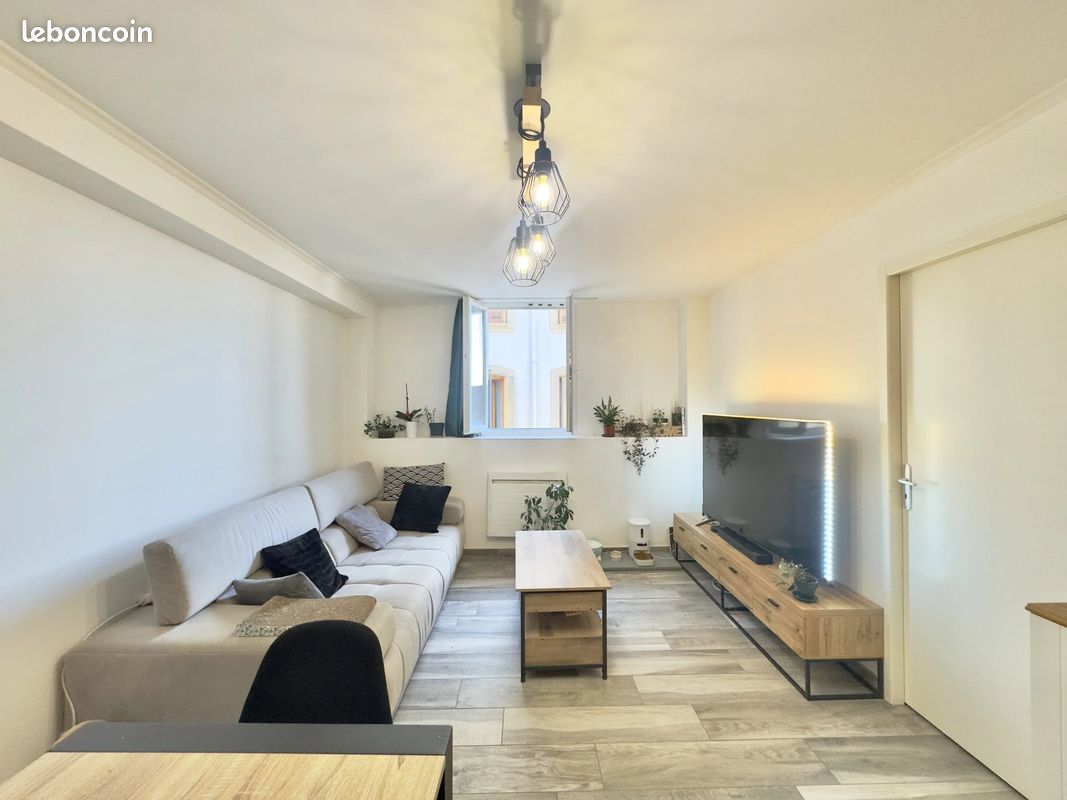 Appartement 3 pièces 59 m² · à Évian-les-Bains · 59 m² · 1 290 €