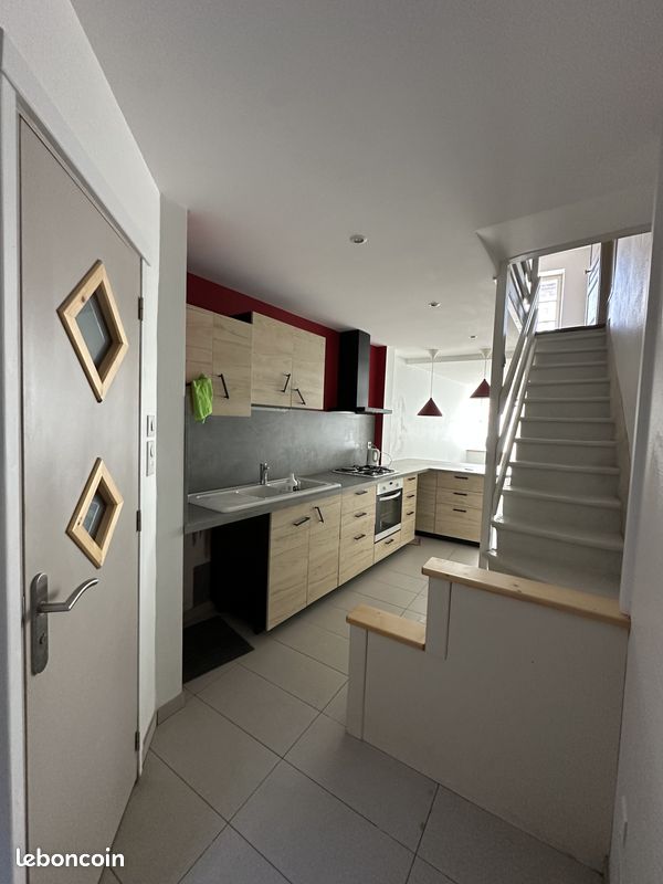 Maison 3 pièces 60 m² · à Combronde · 60 m² · 560 €