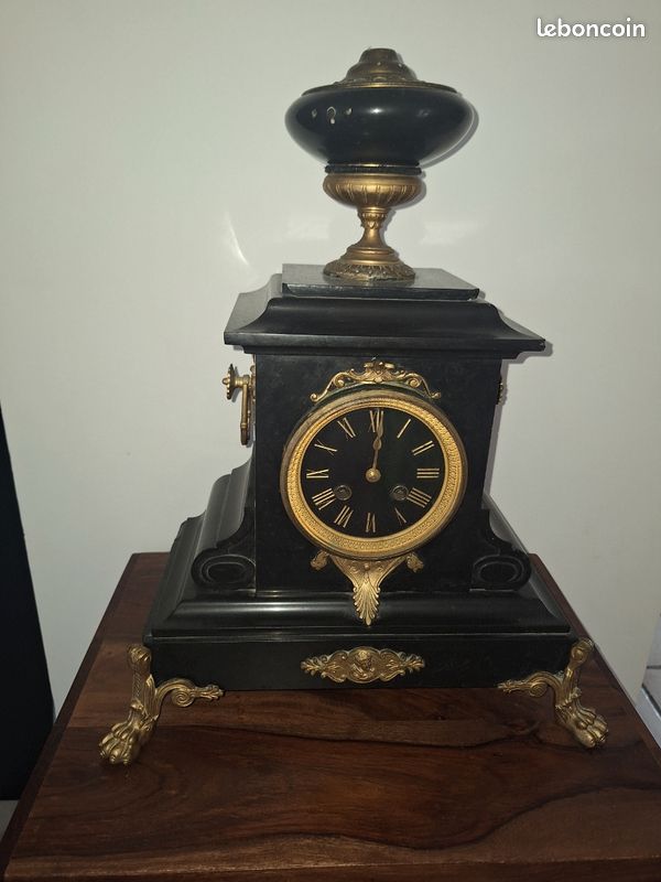 Vieille horloge de famille (image 1)