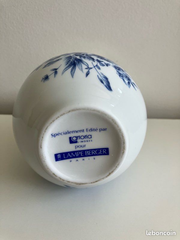lampe berger porcelaine Artoria Limoges dorure Collection