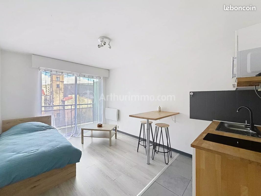 Appartement 1 pièce 18 m² · à Clermont-Ferrand · 18 m² · 530 €/mois