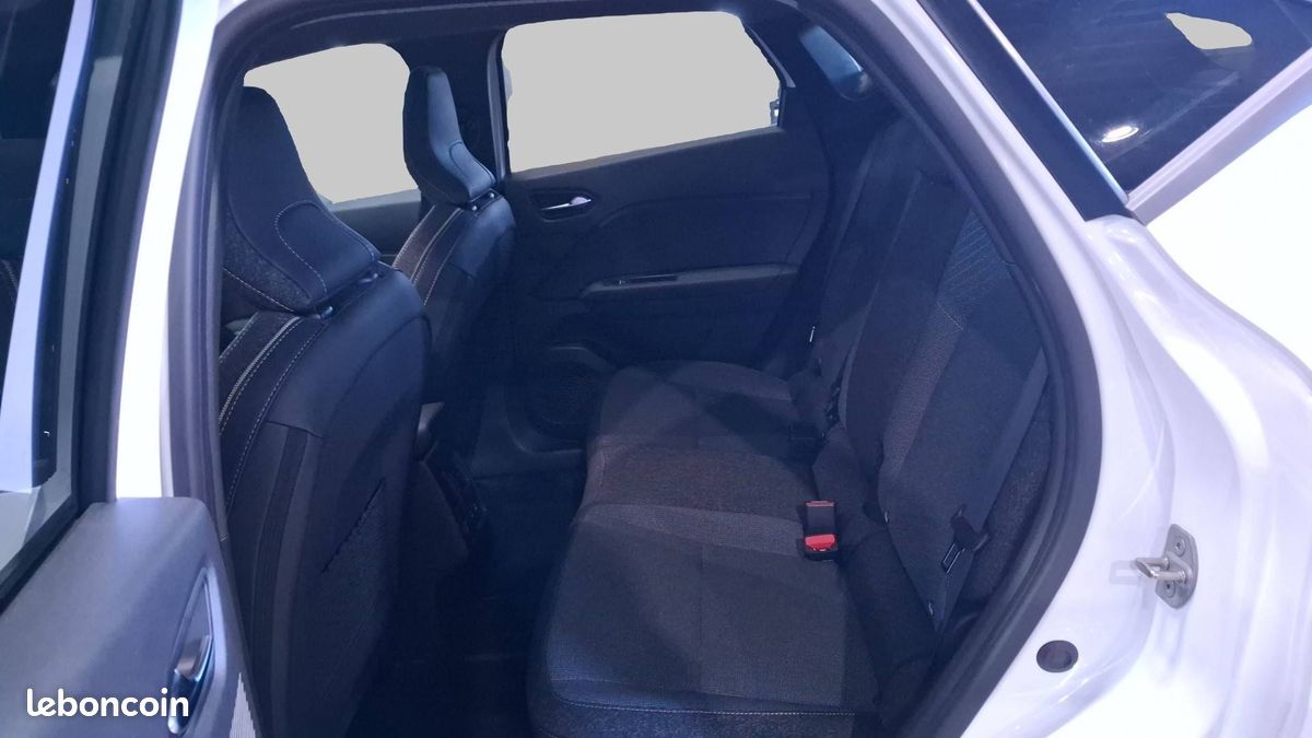 Renault captur tce 90 ch techno (image 13)