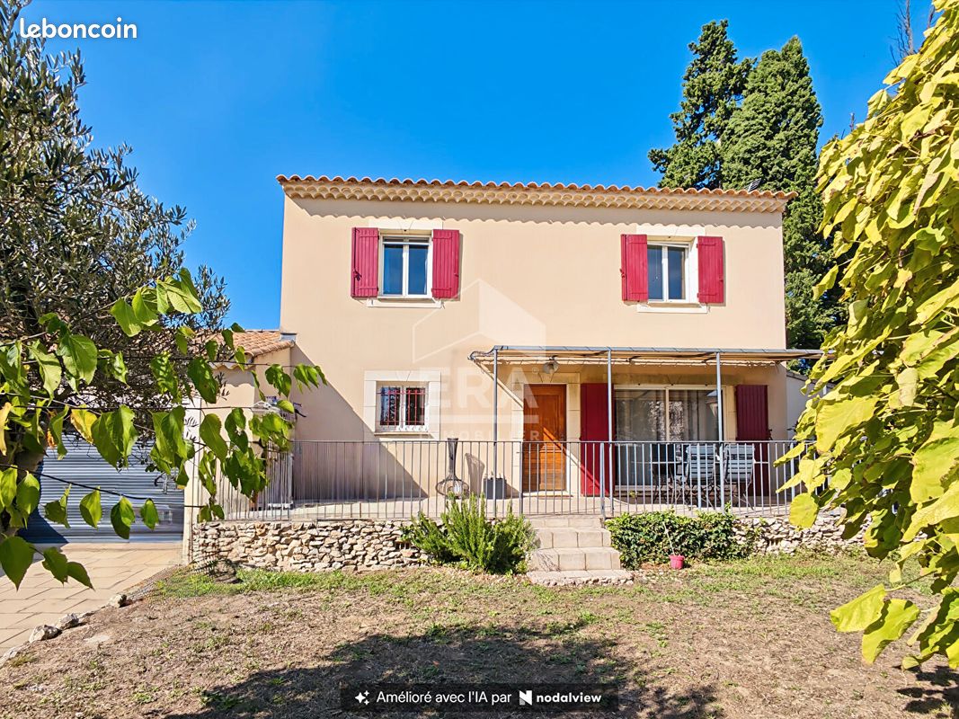Maison 5 pièces 189 m² · à Châteaurenard · 189 m² · 499 000 €