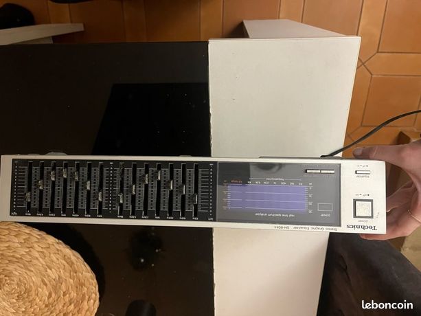 Égaliseur Graphique Technics SH-D5000 Stéréo Avec Analyseur De Spectre – Vintage Japon