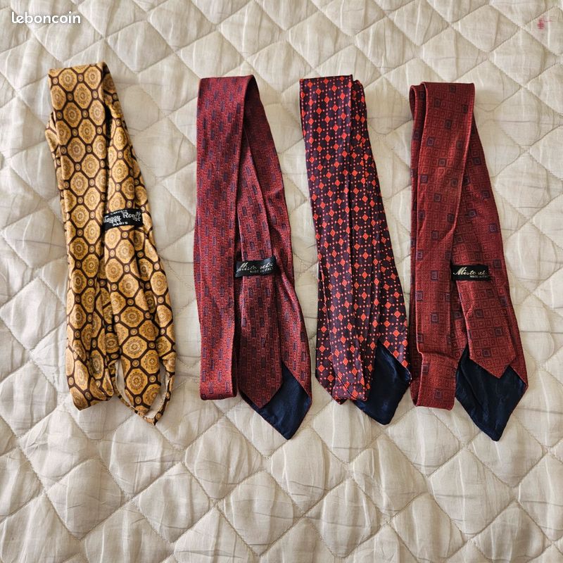 Cravate Vintage Marque Misto Leta - Classique et Élégante