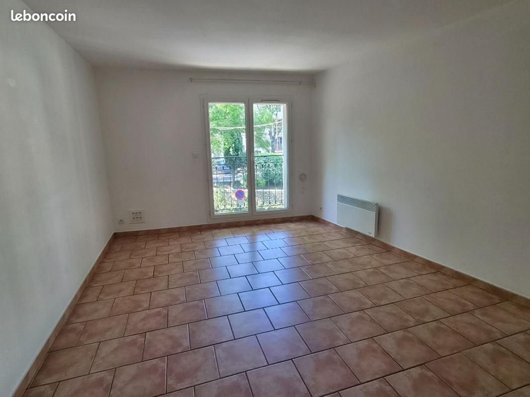 Appartement 2 pièces 40 m² · à L'Isle-sur-la-Sorgue · 40 m² · 680 €/mois