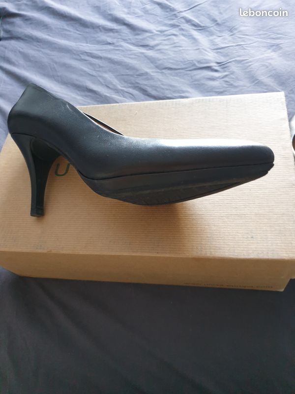 Escarpins noirs (image 3)