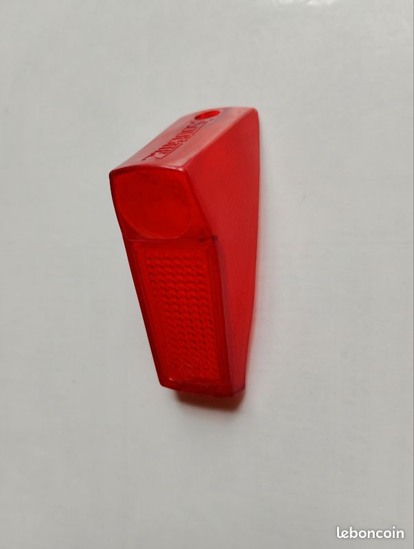 Cabochon De Feu Arrière Rouge SOUBITEZ Catalux – Années 50/60 – NOS – Pièce Auto Vintage