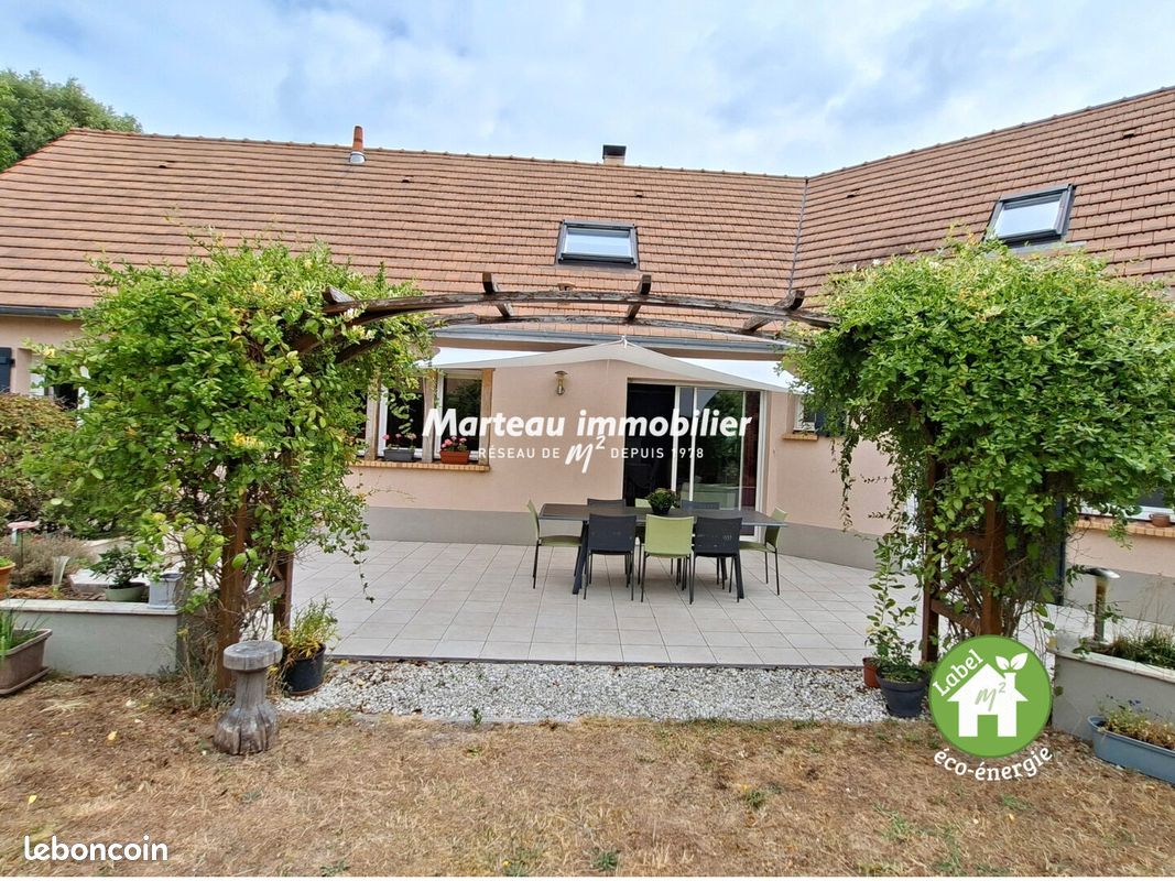 Maison 8 pièces 132 m² · à Moncé-en-Belin · 132 m² · 295 000 €