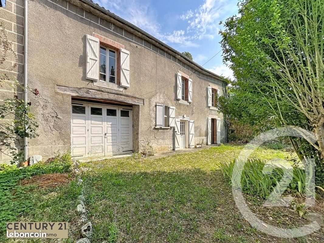 Maison 5 pièces 128 m² · à Bertren · 128 m² · 100 000 €