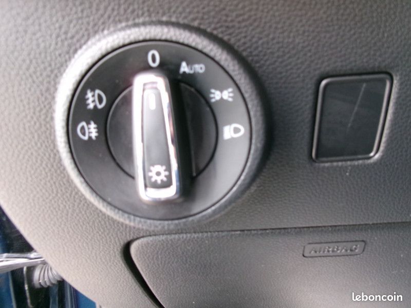 Seat ATECA 1.6 TDI 115CH START&STOP STYLE BUSINESS (image 24)