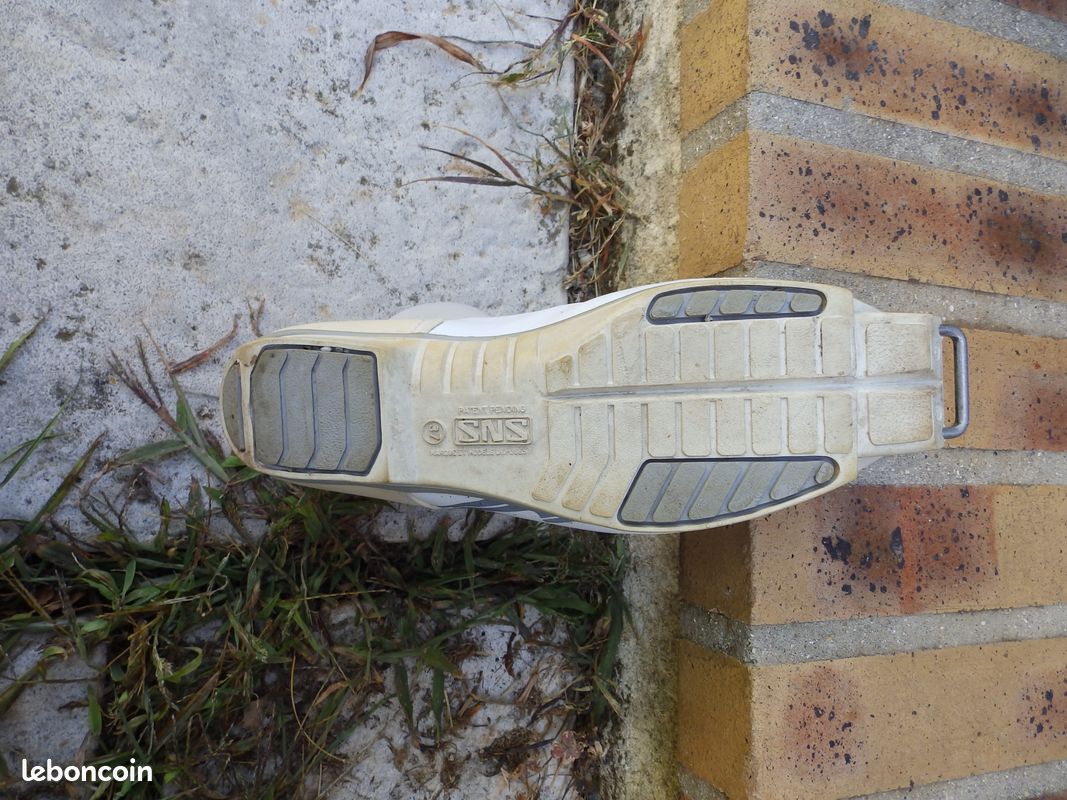 fixation salomon ski de fond Fixations Alpin Strive 12 GW De - Soldat/Noir | La Source du Sport Fixations de ski nordique |