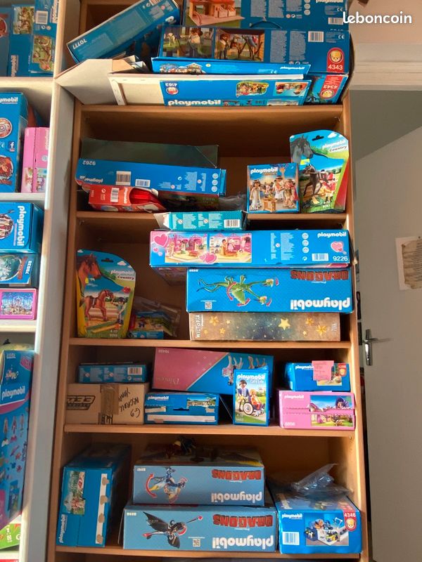 Énorme lot de playmobil (+ de 70 boîtes) (image 16)
