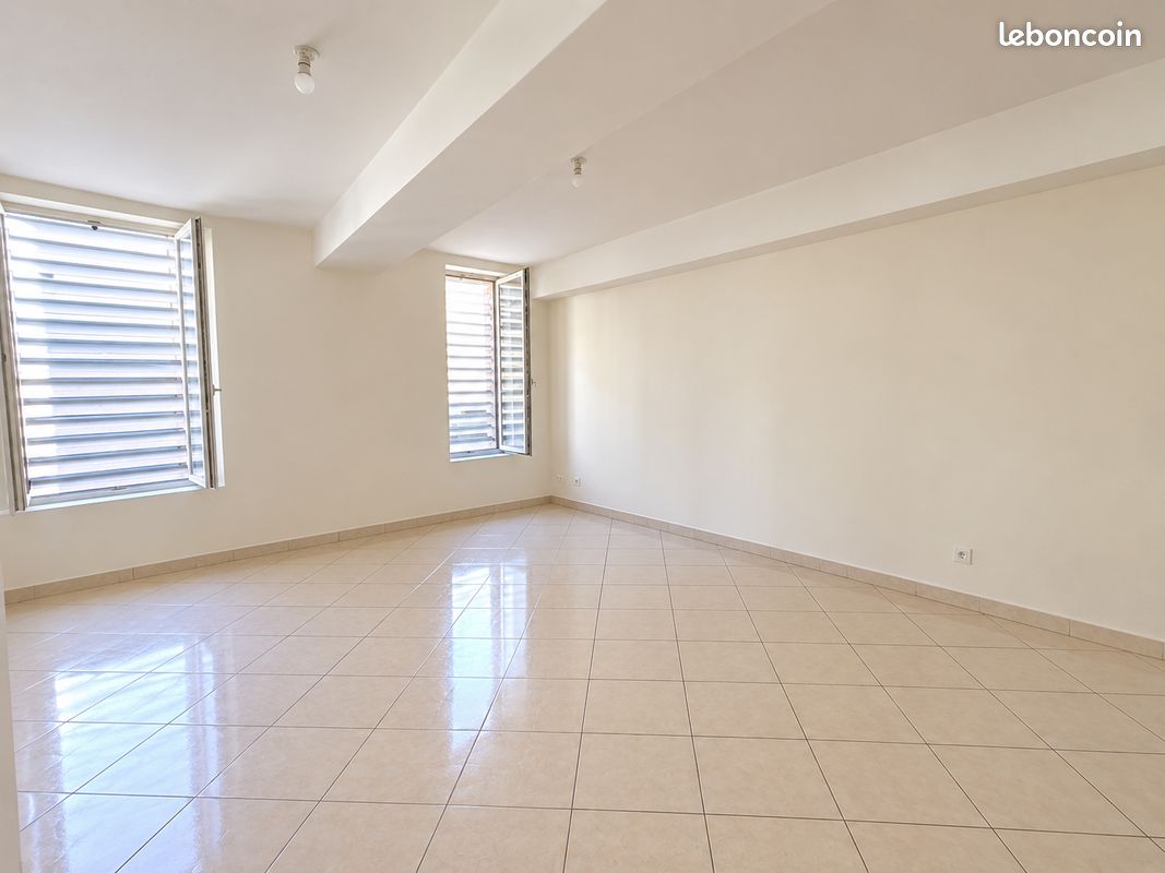 Appartement 3 pièces 57 m² · à Toulon · 57 m² · 750 €/mois