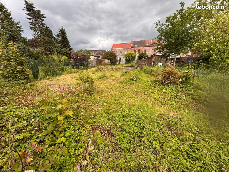Terrain constructible viabilisé –saint saulve · à Saint-Saulve · 39 000 €