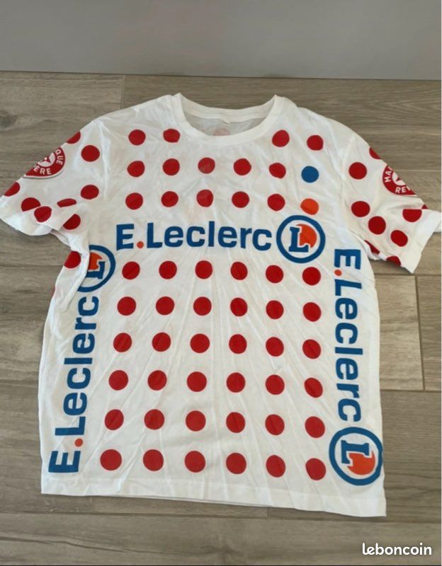 Photo : Michel-Édouard Leclerc au village du Tour de France cycliste