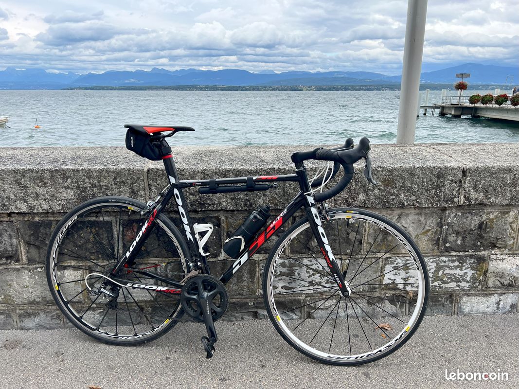 Vélo Route Carbone LOOK 586 Taille M Groupe Ultegra Freins