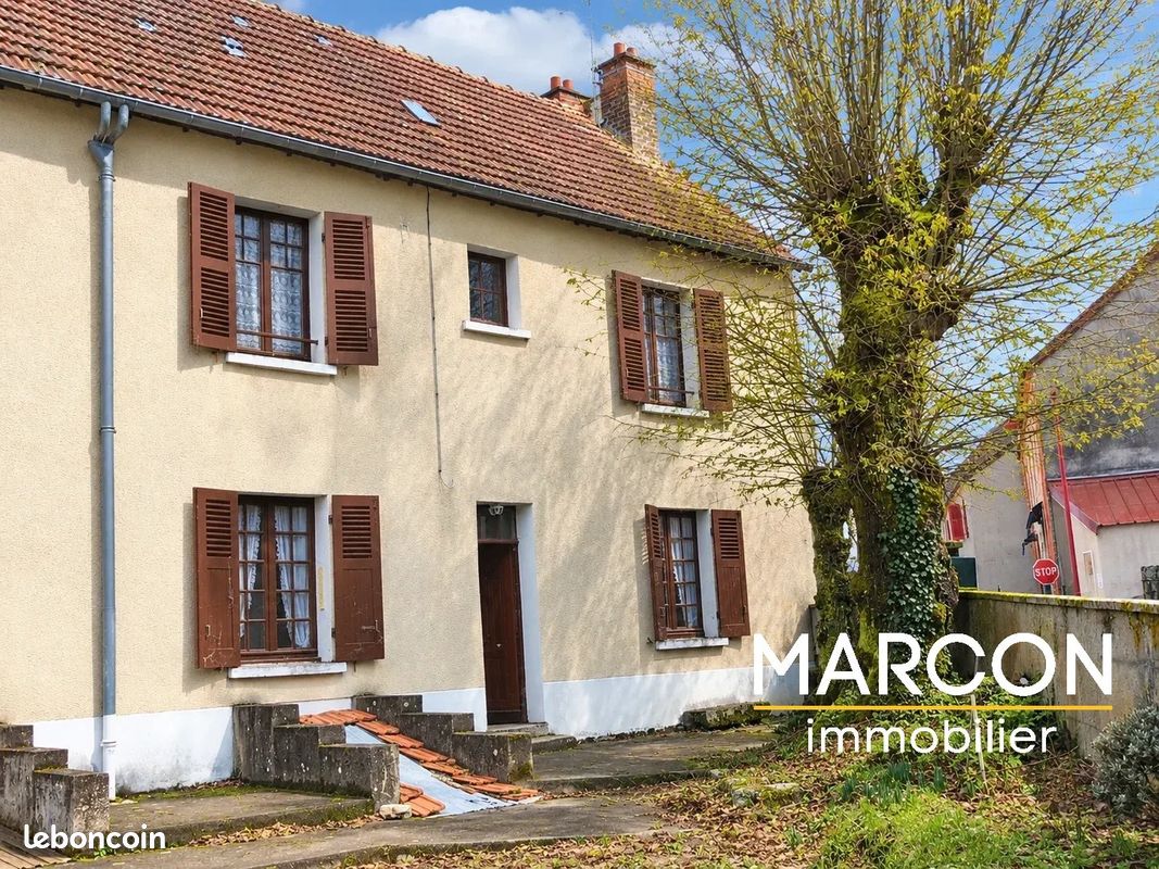 Maison 6 pièces 106 m² · à Lavaveix-les-Mines · 106 m² · 23 000 €