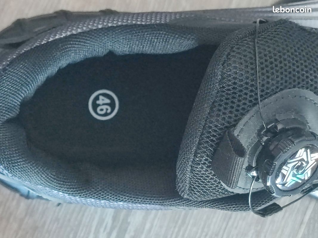 Chaussures sécurité neuf (image 3)