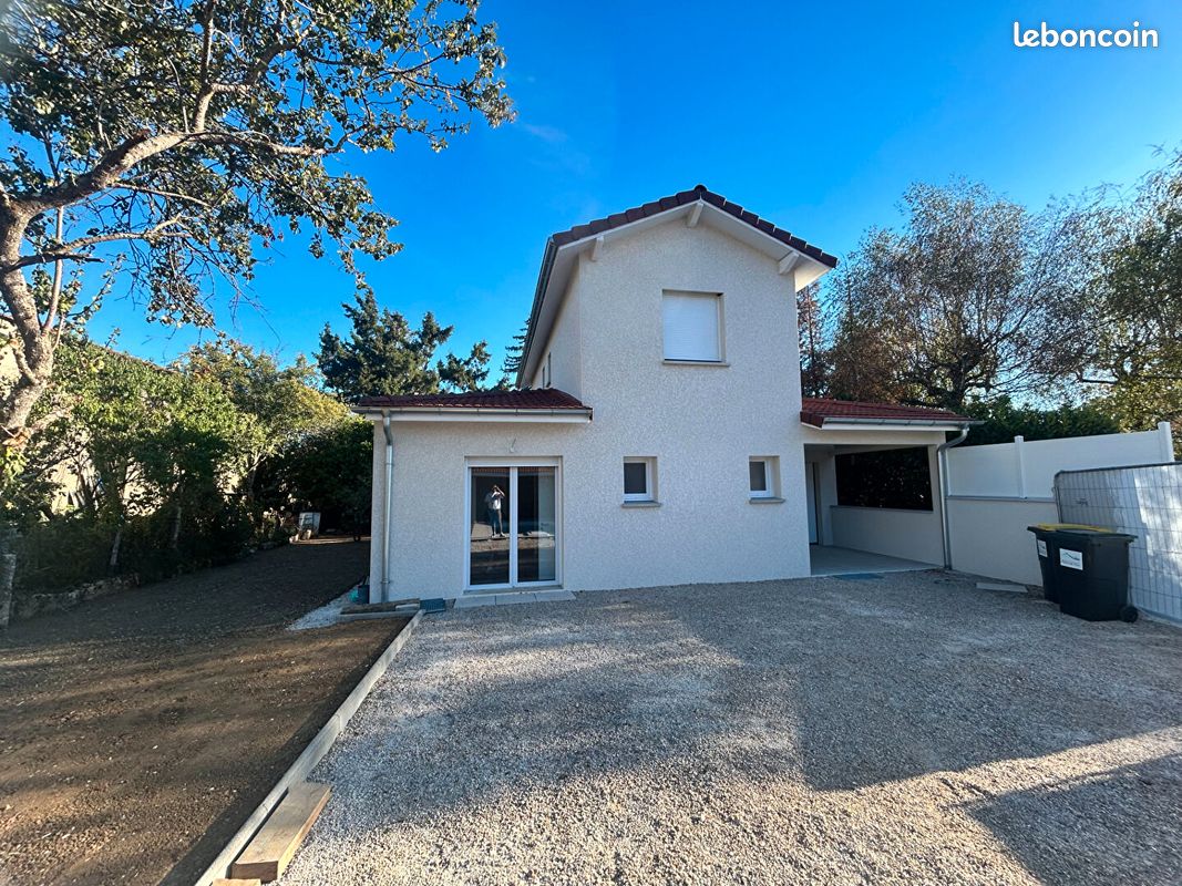 Maison 4 pièces 100 m² · à Ambutrix · 100 m² · 380 000 €