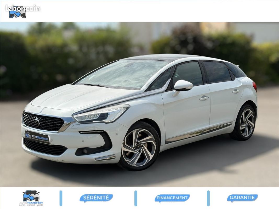 DS DS 5 2.0 BlueHDi - 180 - BV EAT6 Sport Chic (image 1)