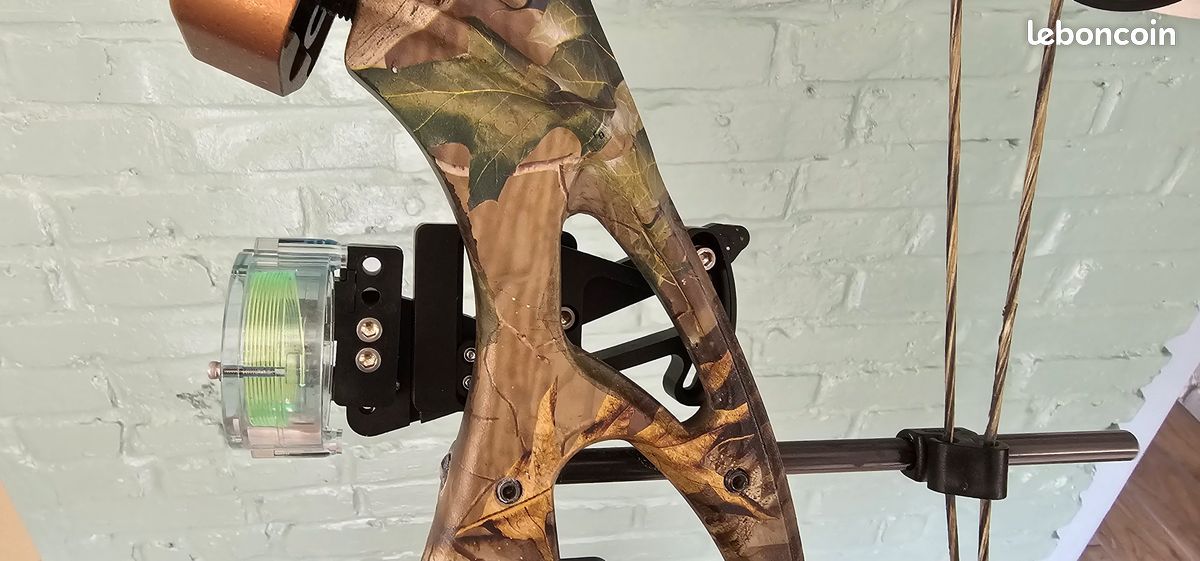 ARC COMPOUND - HOYT Ultramag XT 2000 Cam ½ – Droitier Camo - COMPLET (image 4)