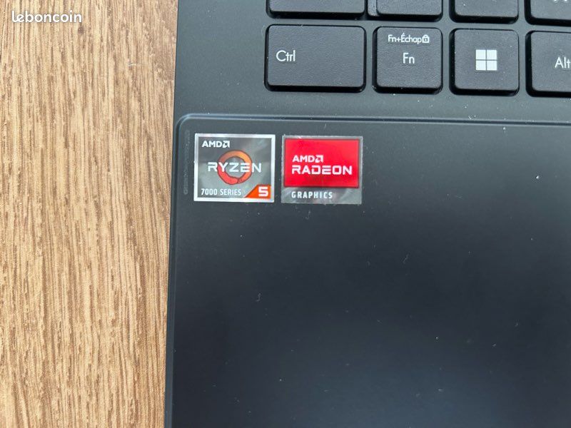 Ordinateur portable ASUS Vivobook S1404 (comme neuf) + accessoires (image 5)